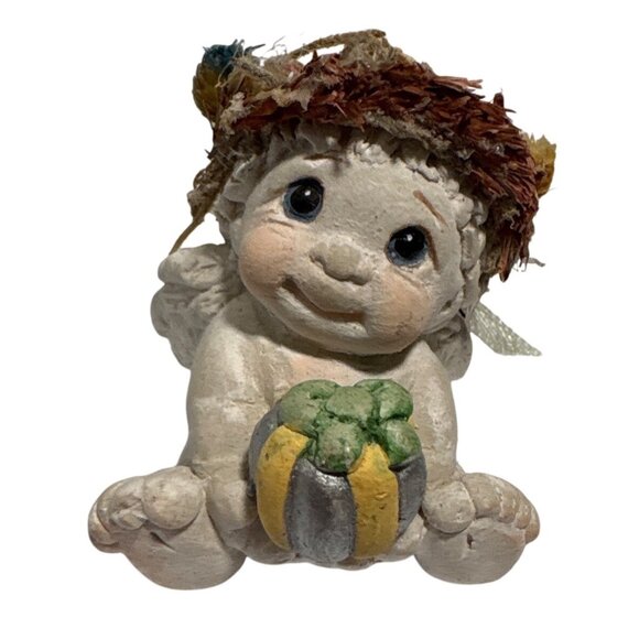 Cast Art Industries Dreamsicle Cherub with Present. 1.5” Vintage 1996 - Picture 1 of 9